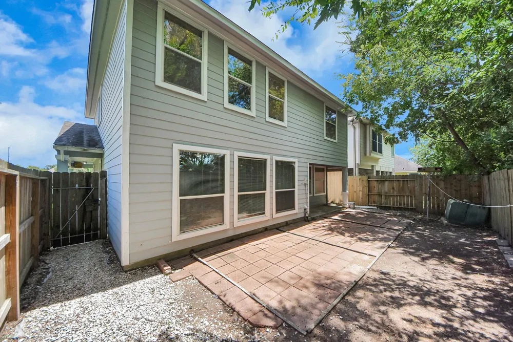 3006 Palace Oaks Drive Houston, TX 77082