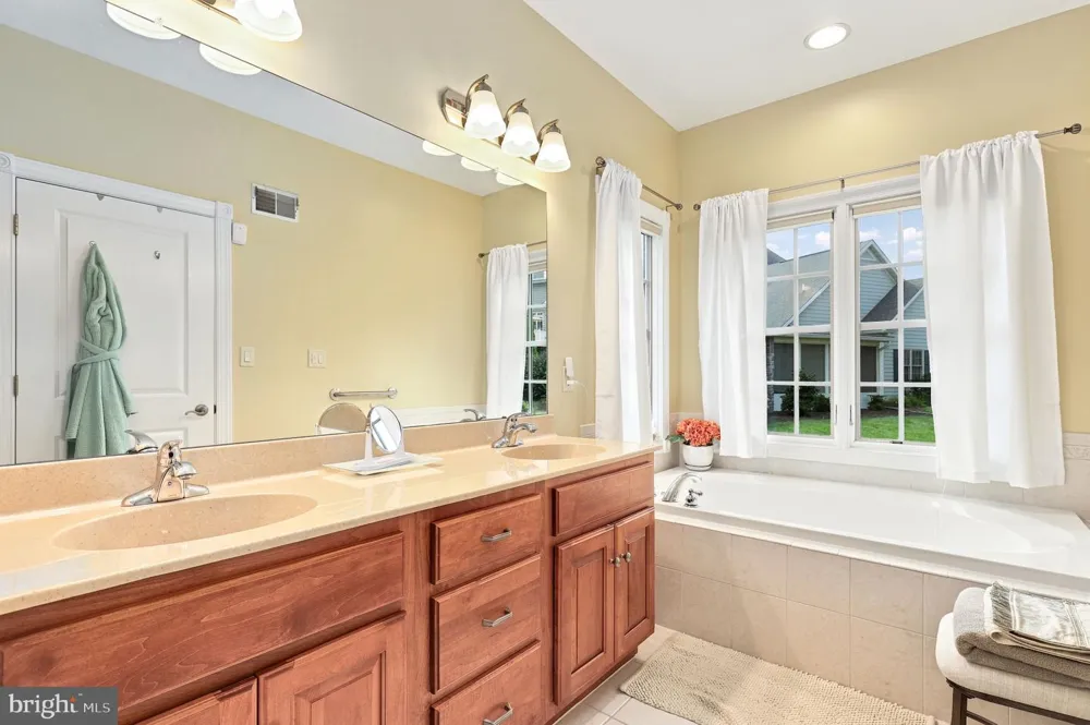 13039 HAWKINS CIRCLE Hagerstown, MD 21742