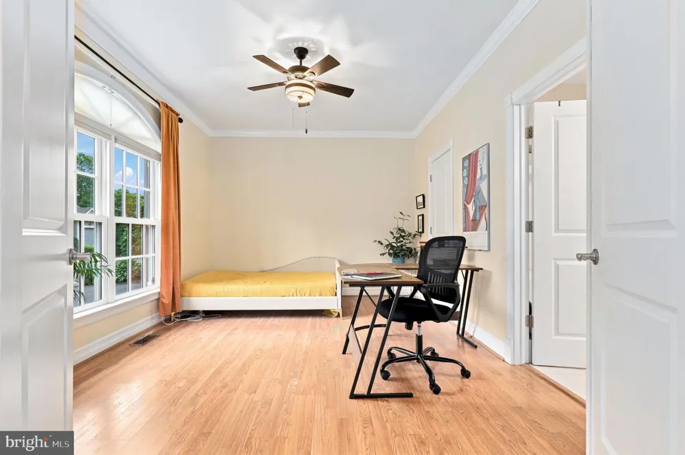 13039 HAWKINS CIRCLE Hagerstown, MD 21742