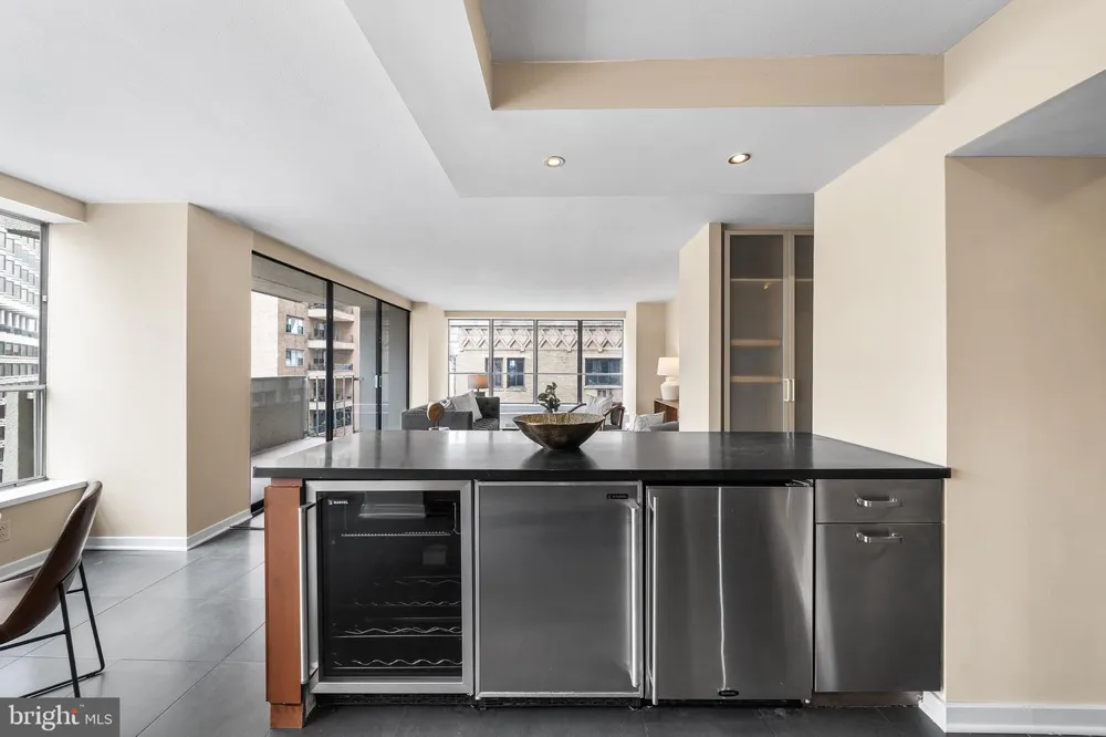 224 W RITTENHOUSE SQUARE #2116 Philadelphia, PA 19103