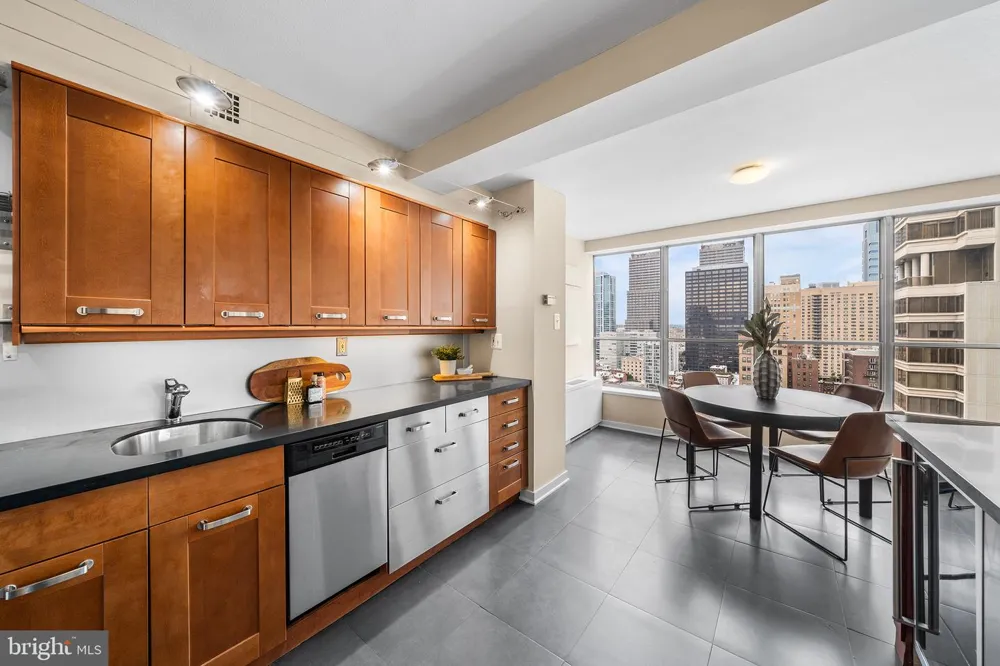 224 W RITTENHOUSE SQUARE #2116 Philadelphia, PA 19103