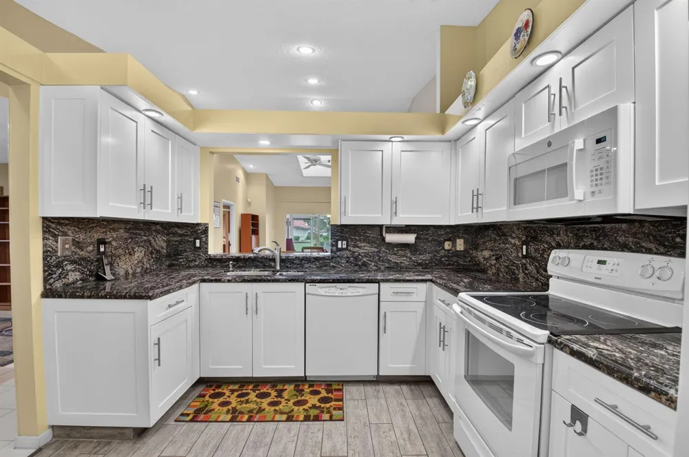 6367 Pointe Pleasant Circle Delray Beach, FL 33484
