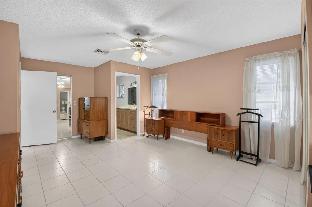 6367 Pointe Pleasant Circle Delray Beach, FL 33484