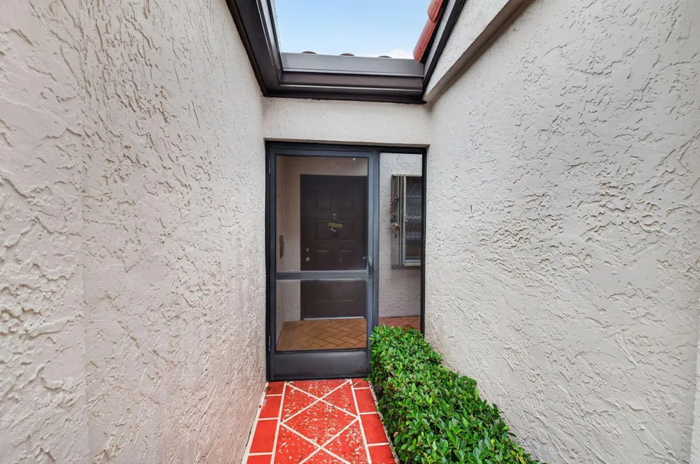 6367 Pointe Pleasant Circle Delray Beach, FL 33484