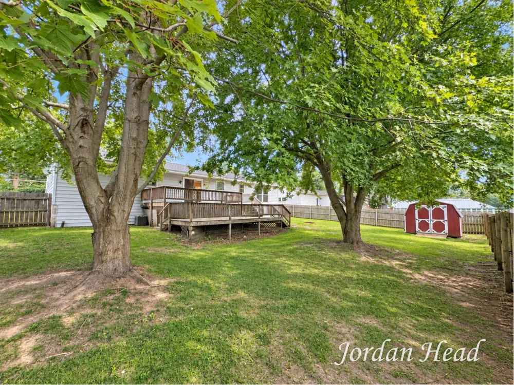 11335 Valley View Avenue Allendale, MI 49401