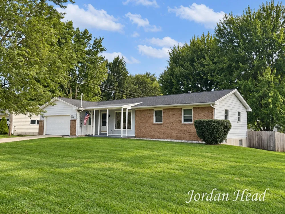 11335 Valley View Avenue Allendale, MI 49401