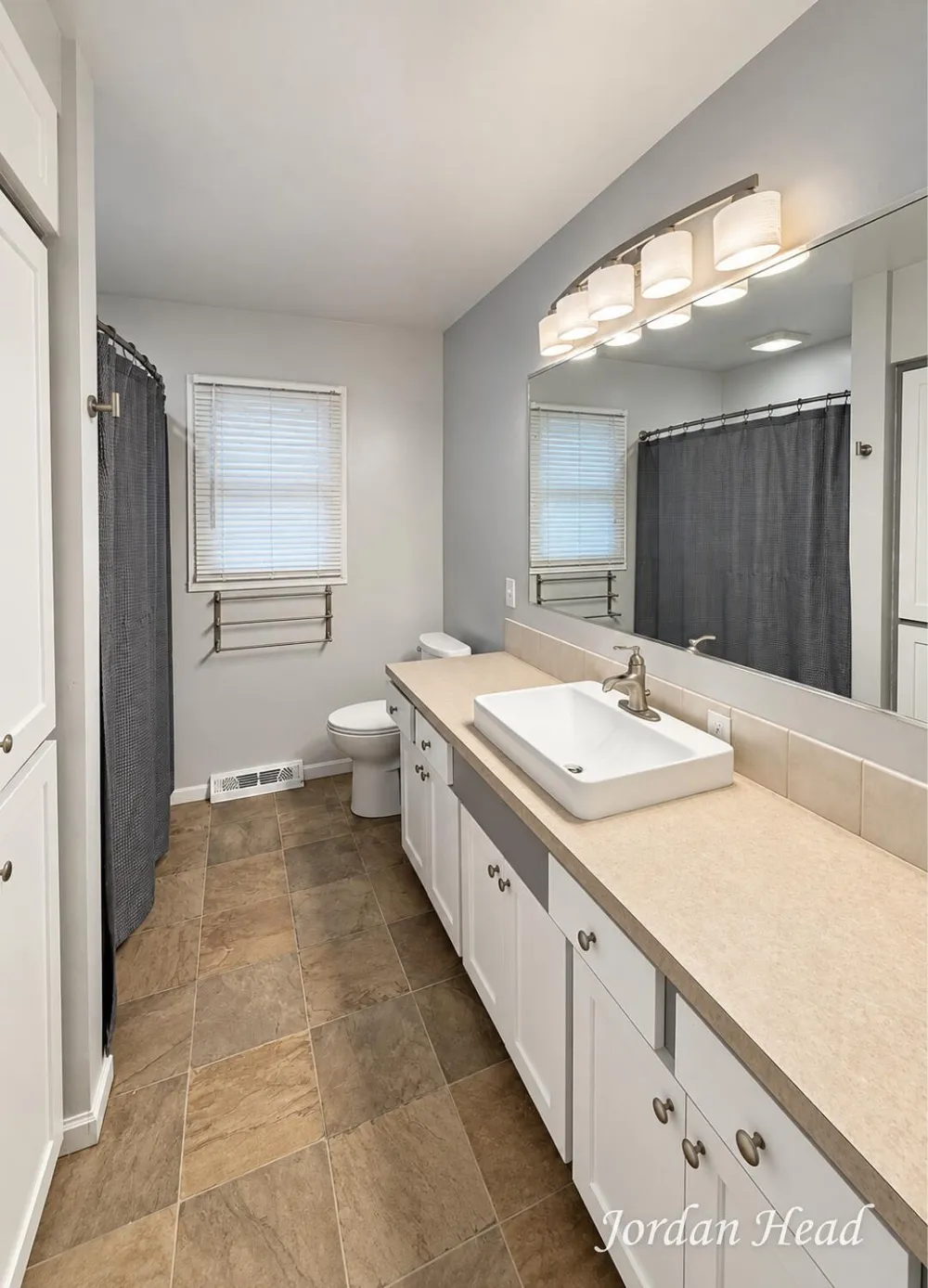 11335 Valley View Avenue Allendale, MI 49401