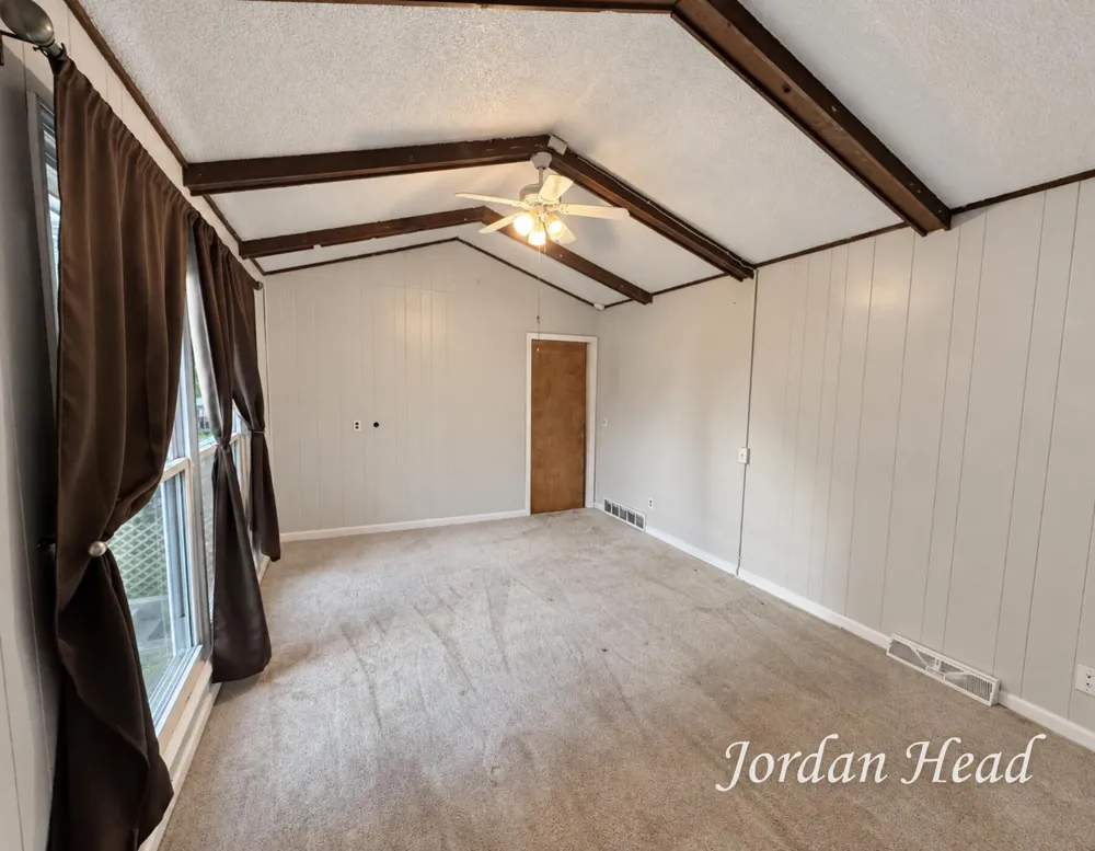 11335 Valley View Avenue Allendale, MI 49401
