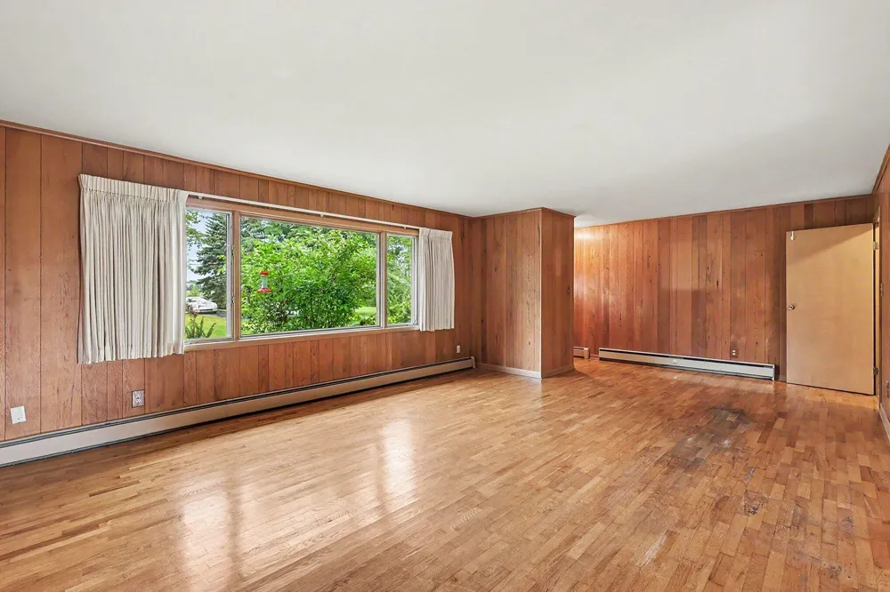 2891 71 1/2 STREET South Haven, MI 49090