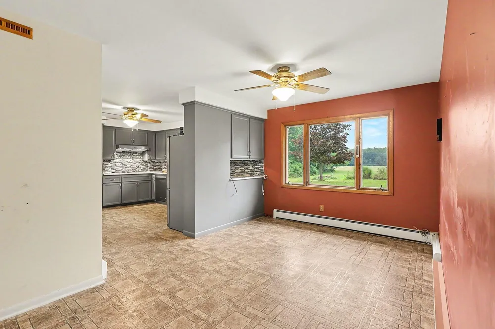 2891 71 1/2 STREET South Haven, MI 49090