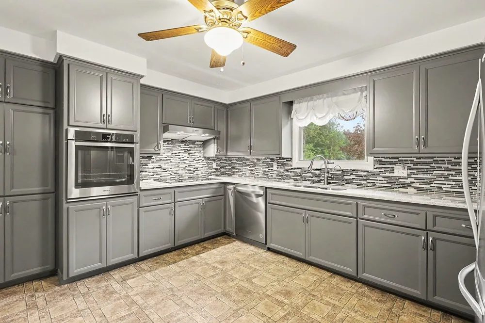 2891 71 1/2 STREET South Haven, MI 49090