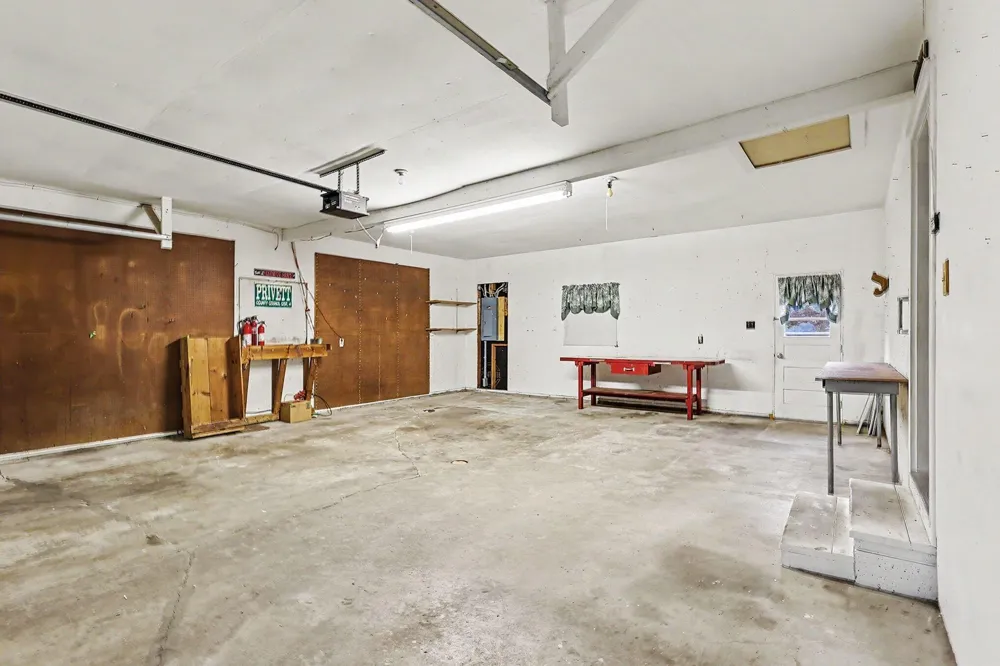 2891 71 1/2 STREET South Haven, MI 49090