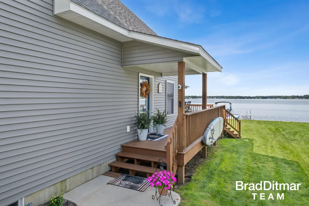 8453 Hidden Trail Orleans Township, MI 48865