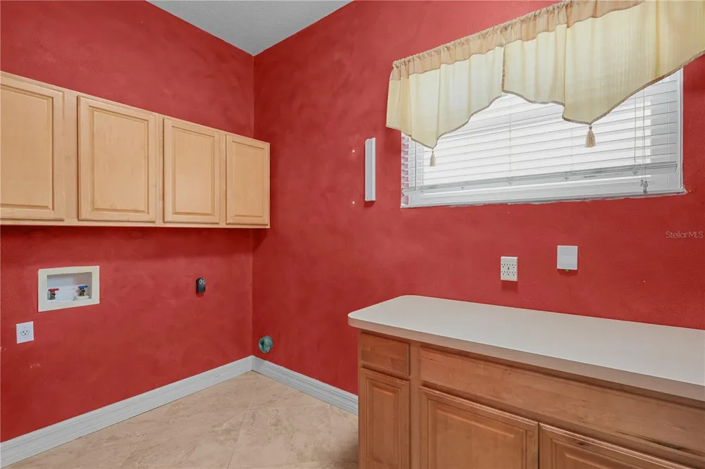10169 MARSH PINE CIRCLE Orlando, FL 32832