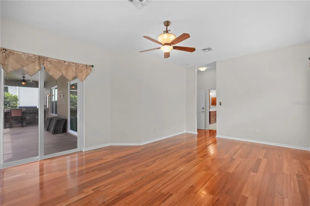 10169 MARSH PINE CIRCLE Orlando, FL 32832