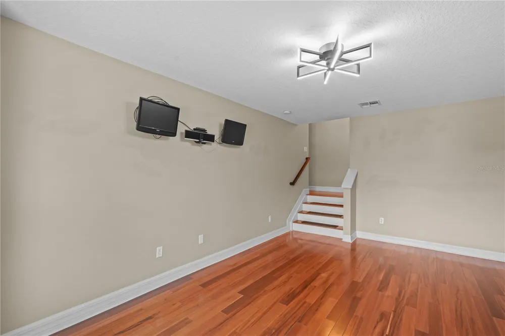 10169 MARSH PINE CIRCLE Orlando, FL 32832
