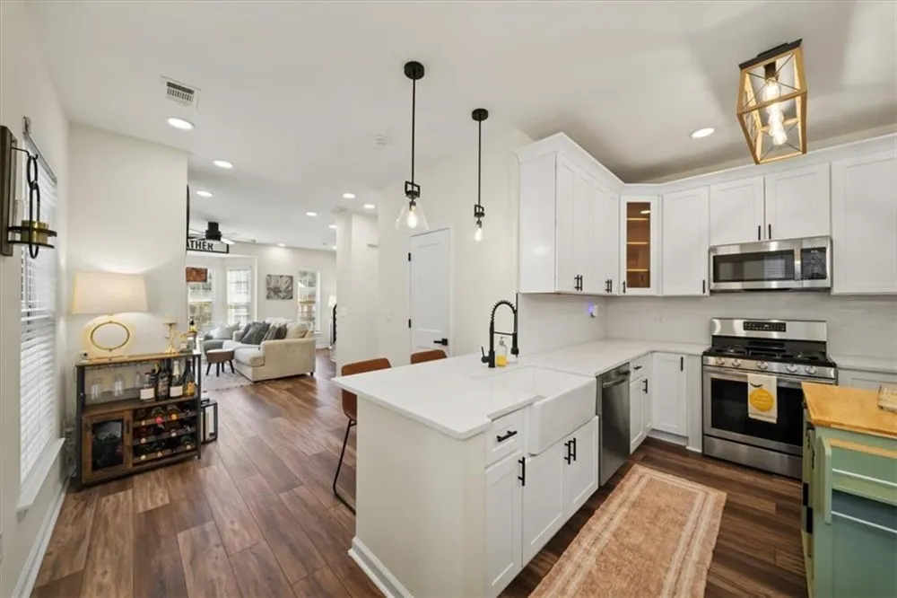 3164 Mill Springs Circle Buford, GA 30519