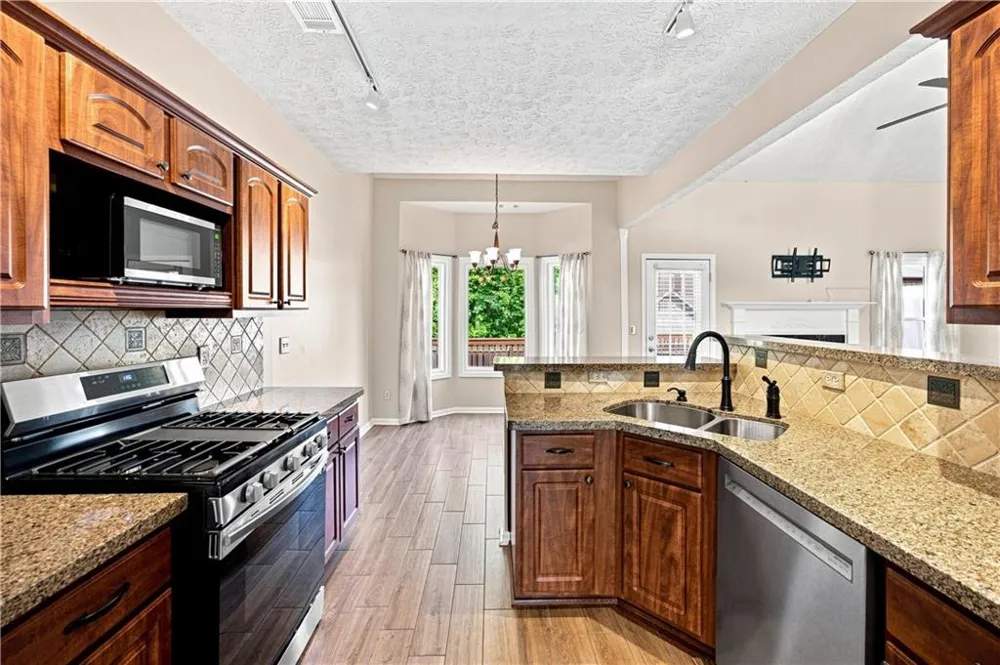 4085 Berkeley Park Drive Duluth, GA 30096