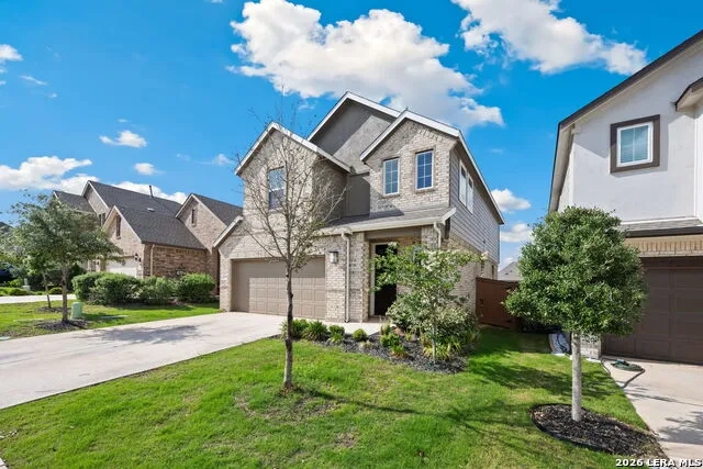 2038 FLAMETREE AVE New Braunfels, TX 78132