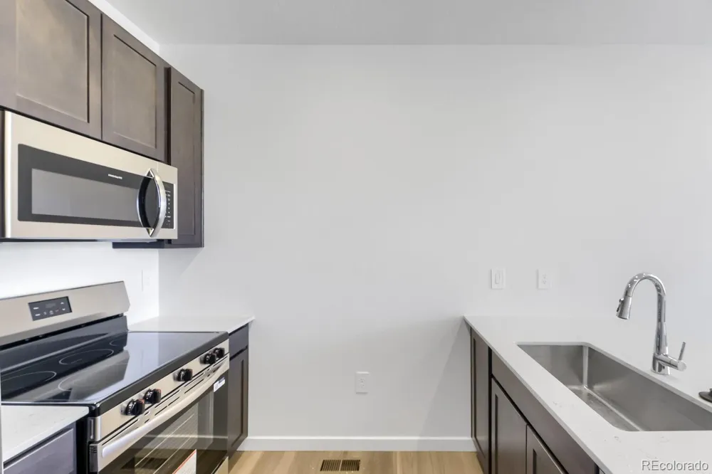 366 Bersshine Court Watkins, CO 80137