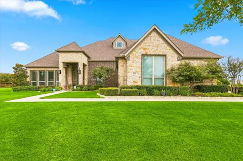 533 Eastmeadow Lane