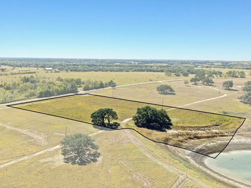3055 Fm 956 Schulenburg, TX 78956