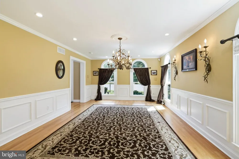 263 PINE TREE TERRACE Langhorne, PA 19047