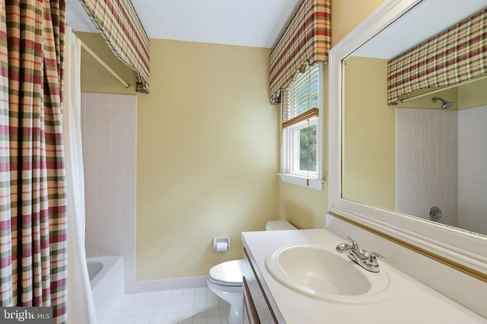 263 PINE TREE TERRACE Langhorne, PA 19047