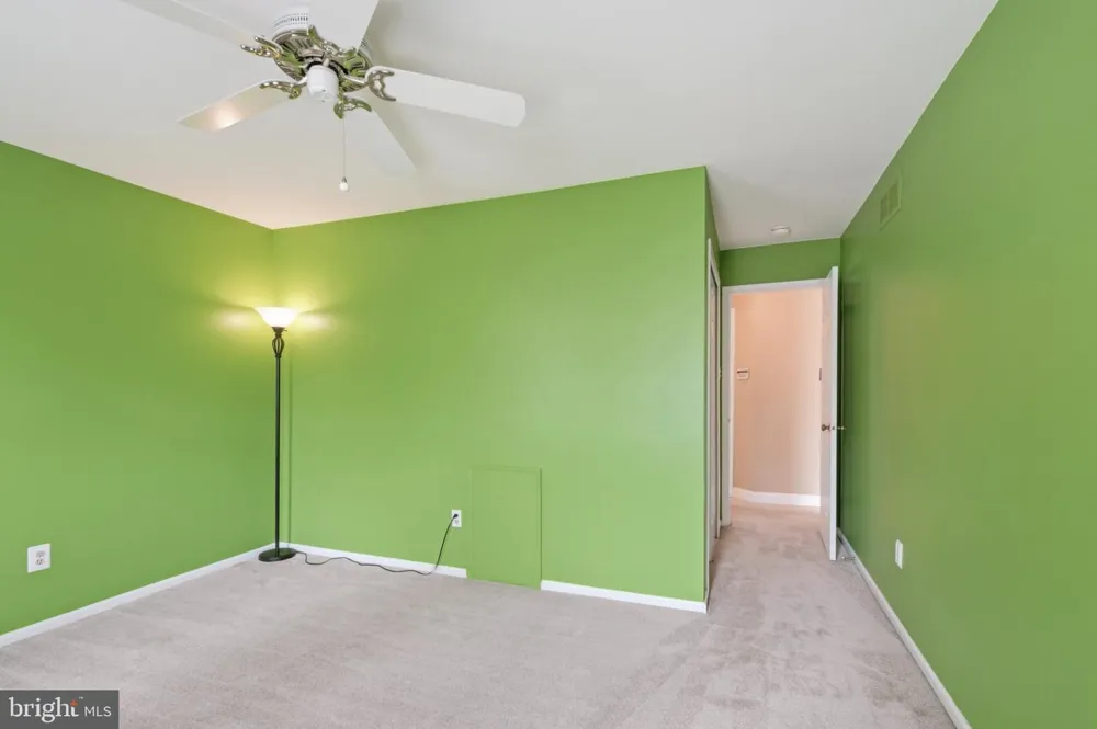 263 PINE TREE TERRACE Langhorne, PA 19047