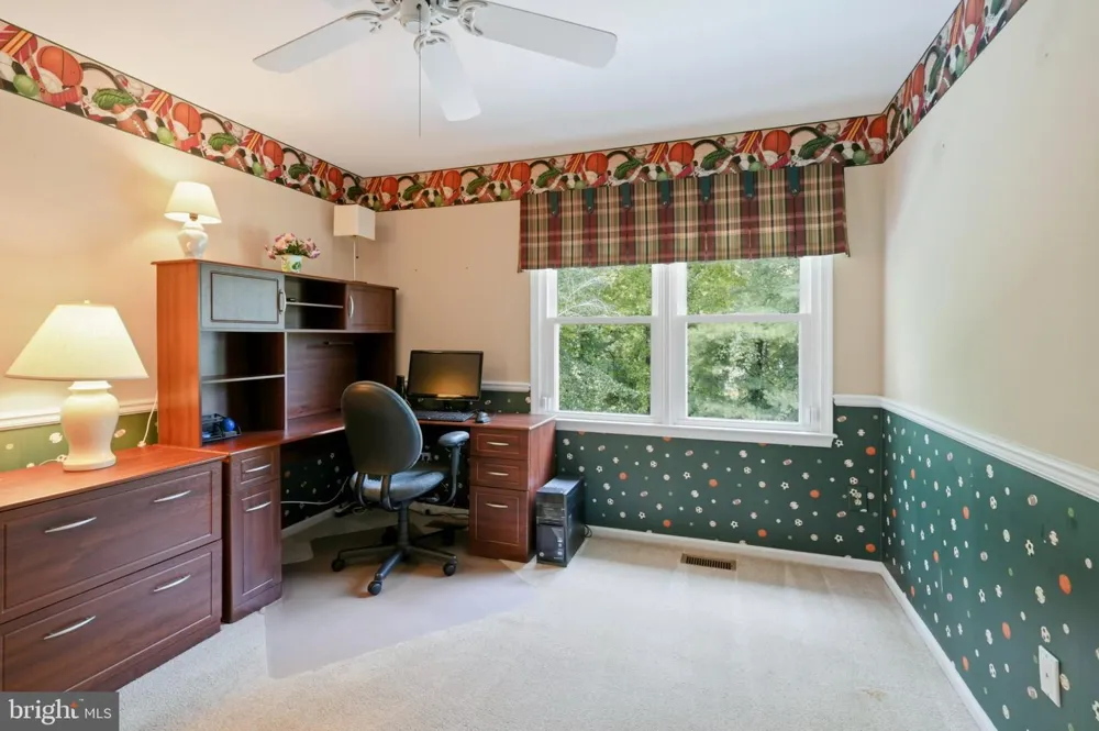 263 PINE TREE TERRACE Langhorne, PA 19047