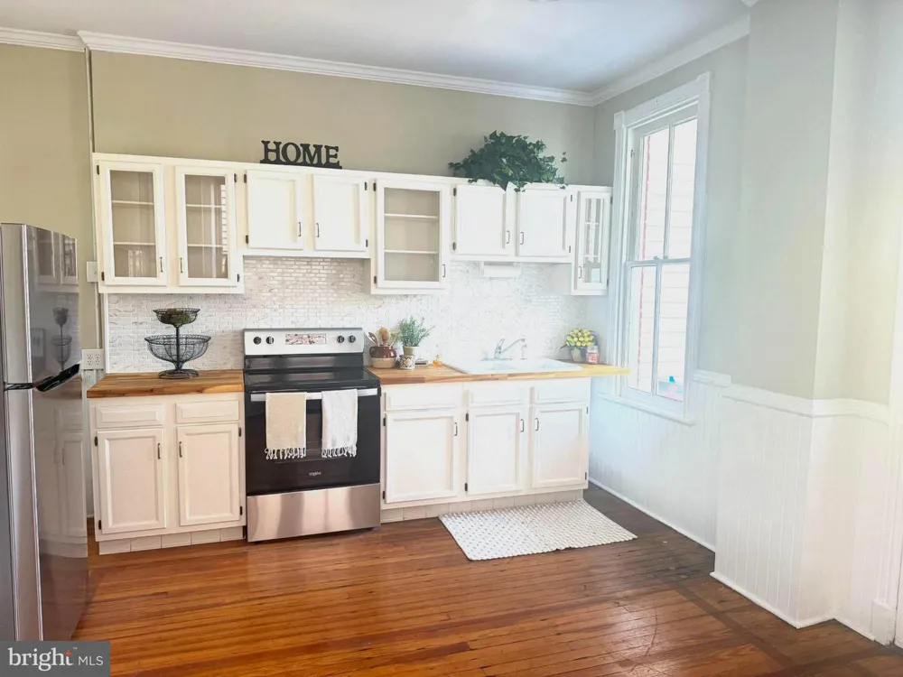 148 S MULBERRY STREET S Hagerstown, MD 21740
