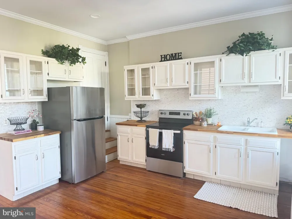 148 S MULBERRY STREET S Hagerstown, MD 21740