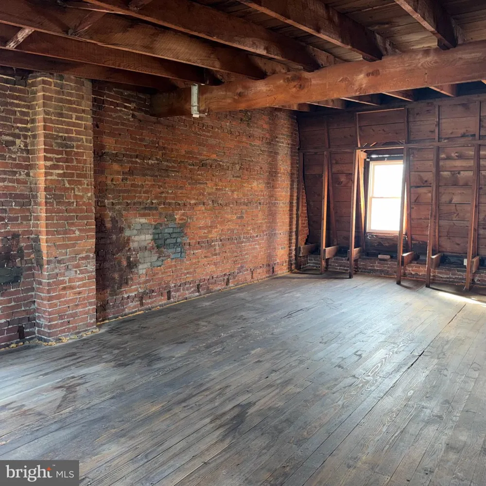 148 S MULBERRY STREET S Hagerstown, MD 21740