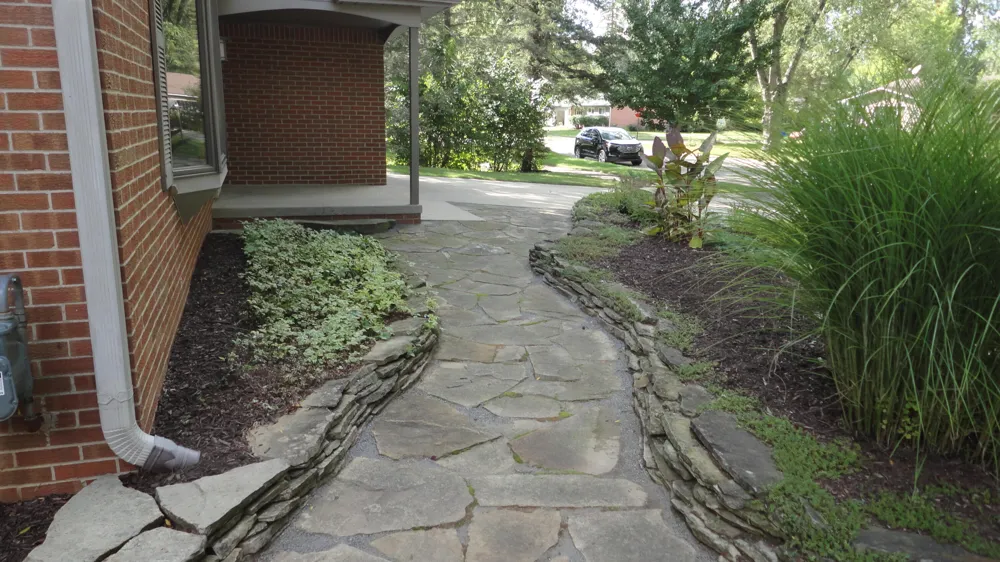 674 Canterbury Drive Saline, MI 48176