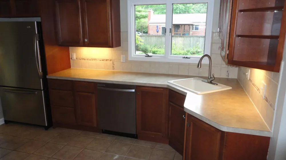 674 Canterbury Drive Saline, MI 48176