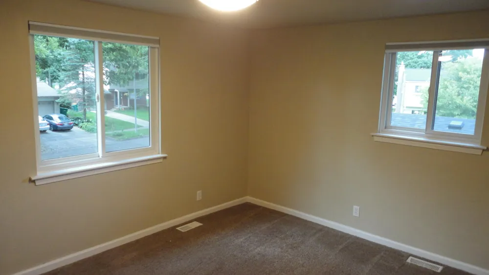 674 Canterbury Drive Saline, MI 48176