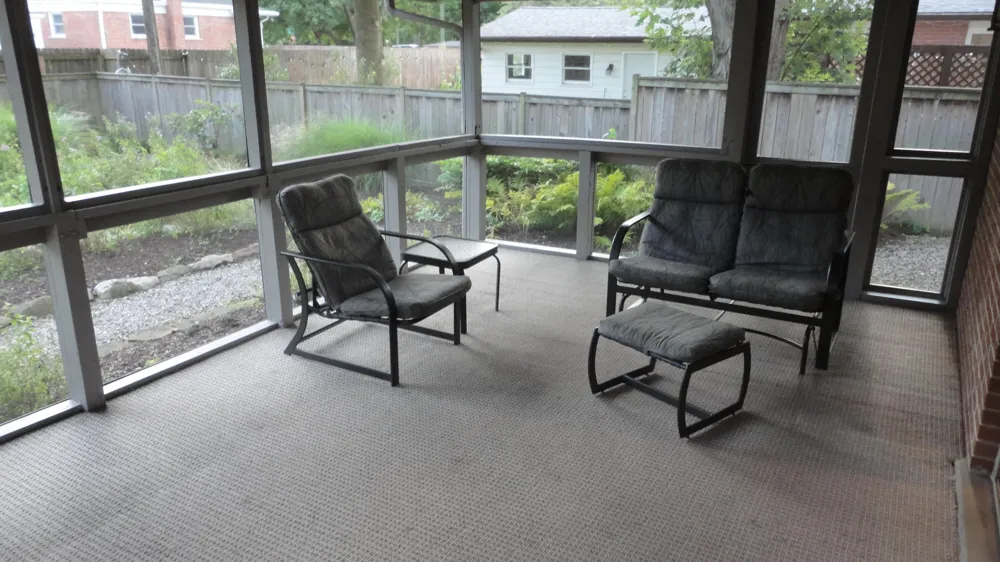674 Canterbury Drive Saline, MI 48176