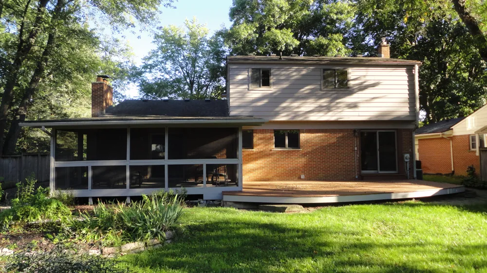 674 Canterbury Drive Saline, MI 48176