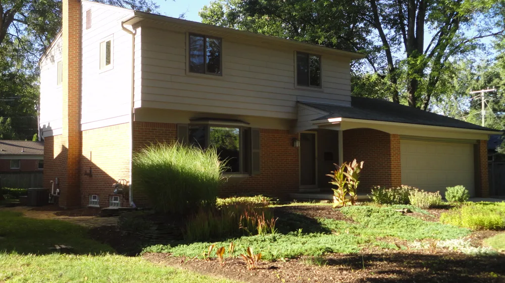 674 Canterbury Drive Saline, MI 48176