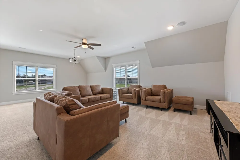 1901 Rhonda Dr Christiana, TN 37037