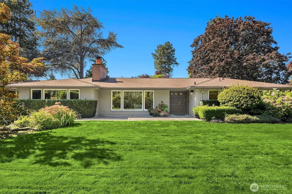 3001 Hunts Point Road Bellevue, WA 98004