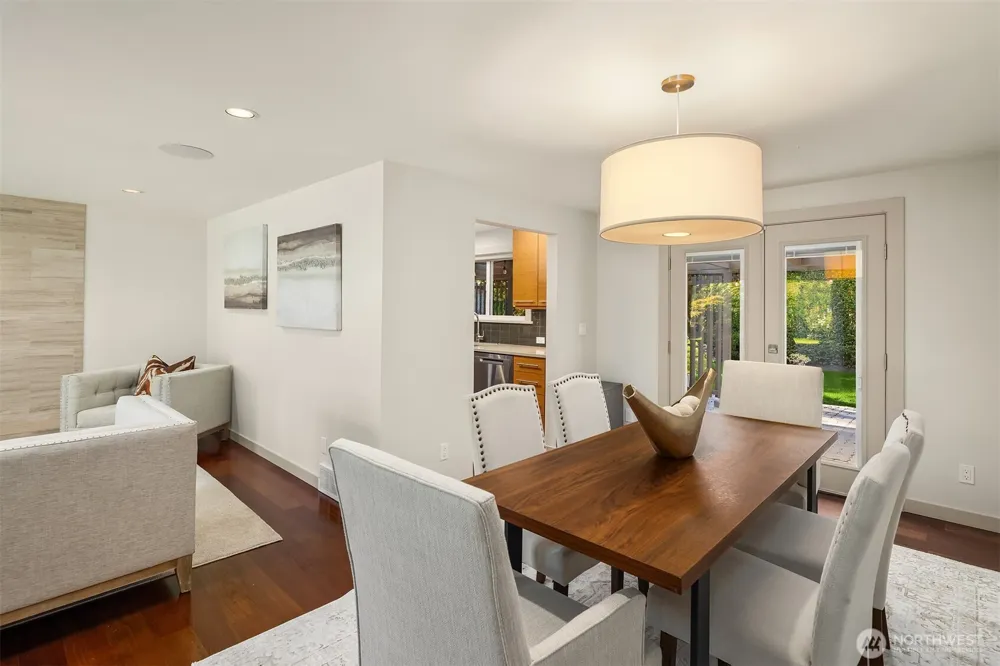 3001 Hunts Point Road Bellevue, WA 98004