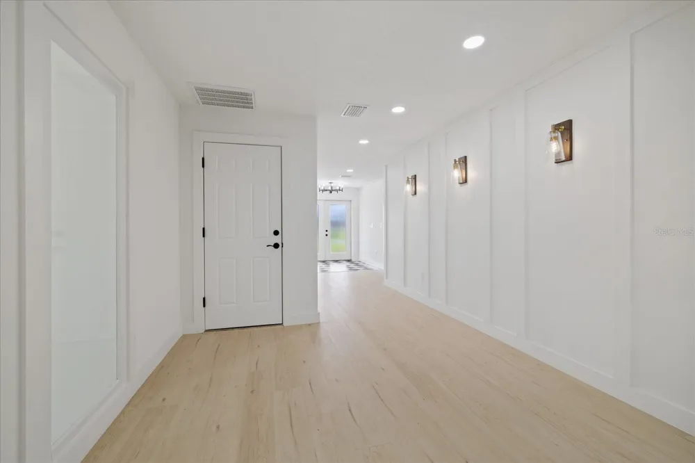 2515 RAGINS LANE Plant City, FL 33567