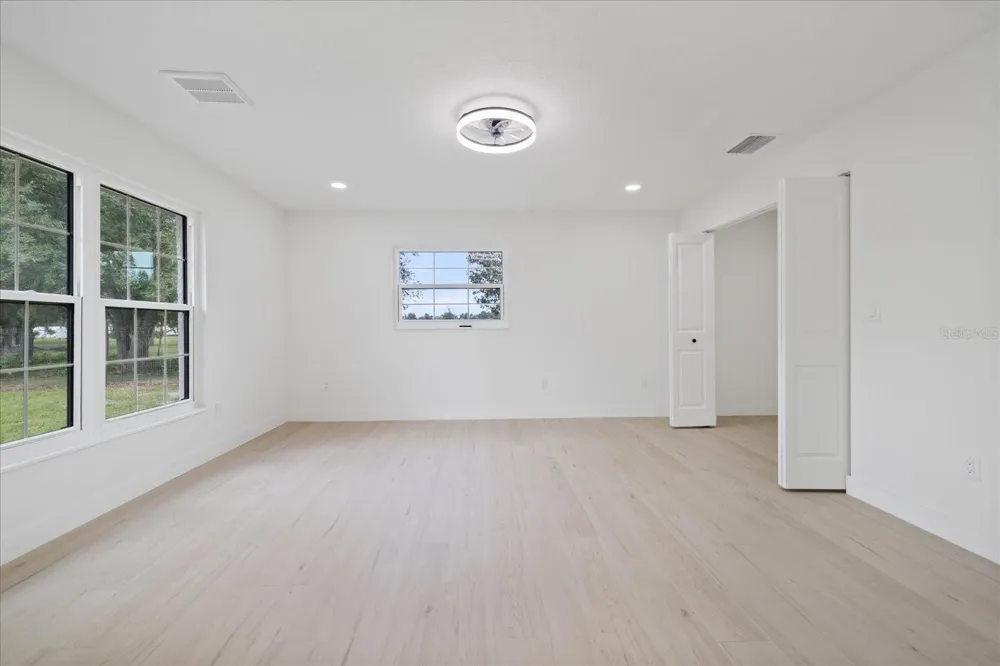 2515 RAGINS LANE Plant City, FL 33567