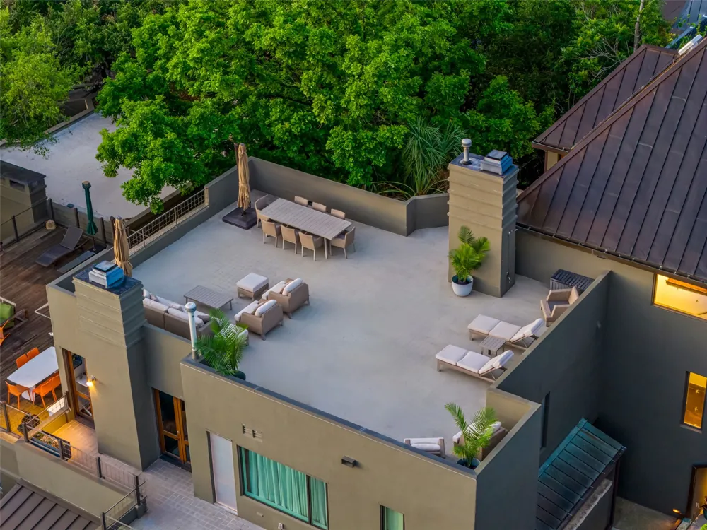 1111 W 12th Street #107 Austin, TX 78703