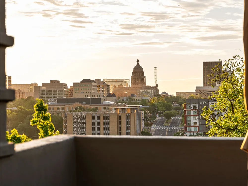 1111 W 12th Street #107 Austin, TX 78703