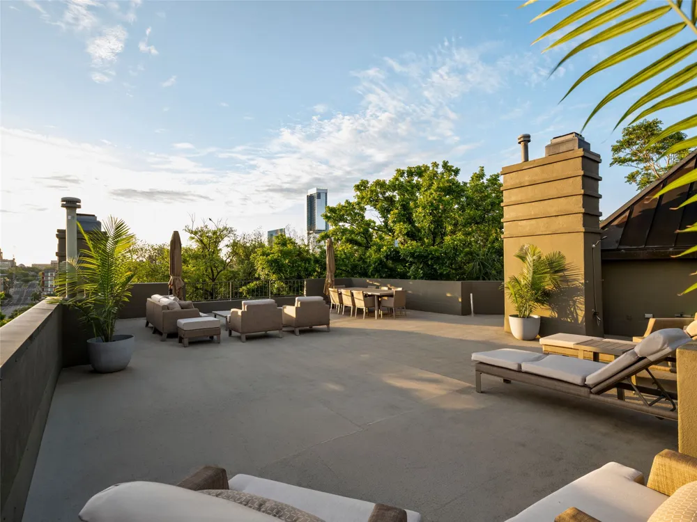1111 W 12th Street #107 Austin, TX 78703