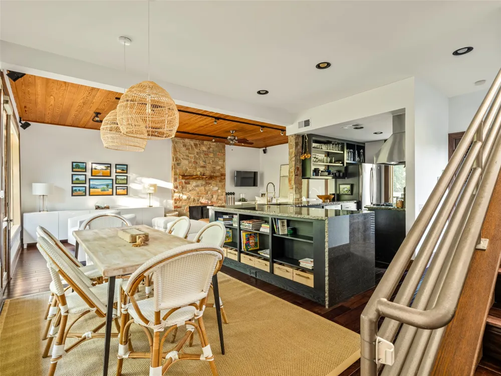 1111 W 12th Street #107 Austin, TX 78703