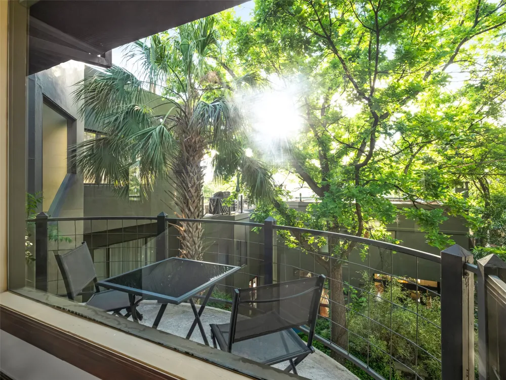 1111 W 12th Street #107 Austin, TX 78703