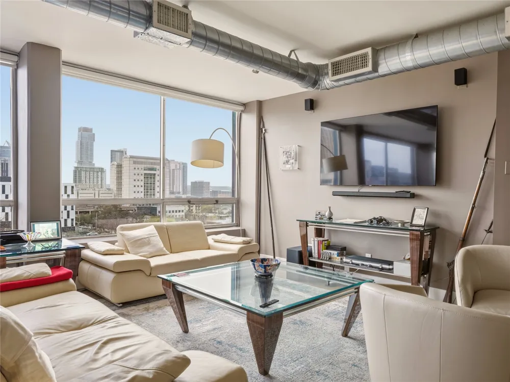1212 Guadalupe Street #903 Austin, TX 78701